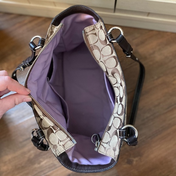 Coach Handbag - Picture 2 of 2